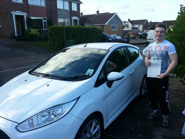 Chequered Flag Driving School pupil who passed their driving test (6)